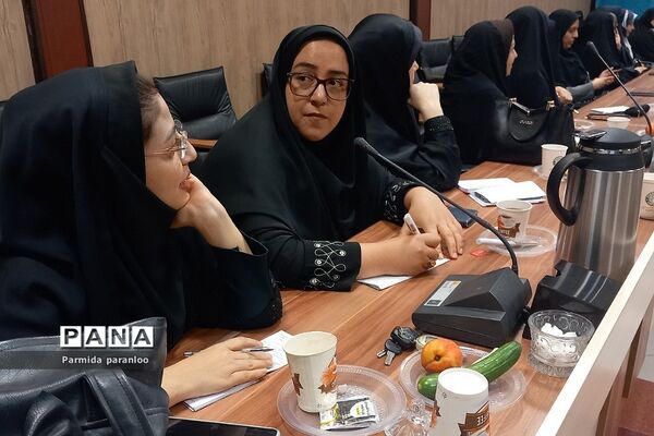 کارگاه عفاف و حجاب در آموزش و پرورش ناحیه 2 بهارستان