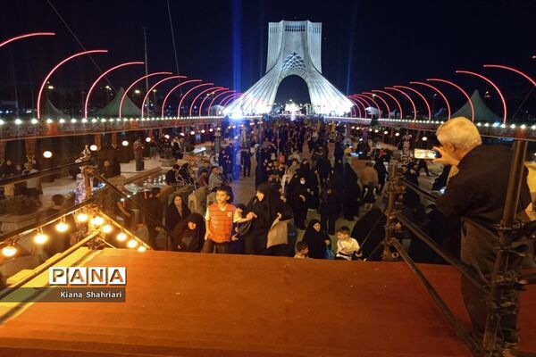 رویداد بزرگ آیینی شهر تهران با حضور دانش‌آموزان آموزش و پرورش منطقه 16