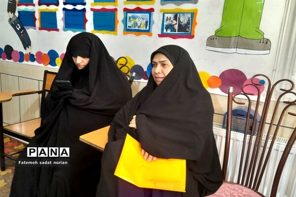 بازدید کارشناسان منطقه تبادکان از پایگاه‌های اوقات فراغت