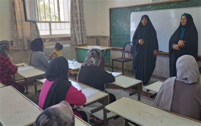 برگزاری آزمون پایانی سوادآموزی رابطه مستقیم با عملکرد سوادآموزان دارد