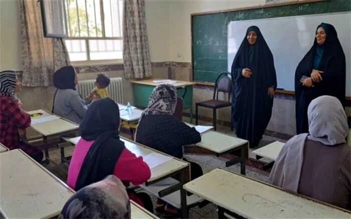 برگزاری آزمون پایانی سوادآموزی رابطه مستقیم با عملکرد سوادآموزان دارد