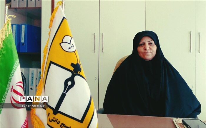 اطاعت از امر رهبری، مسیری برای ادامه دادن راه شهداست