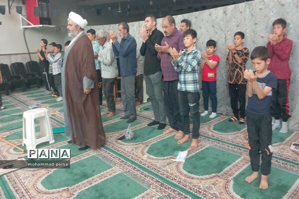 آموزش قرآن برای نوجوانان در مسجد صاحب الزمان (ع) محمدآباد عرب‌ها