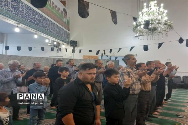 آموزش قرآن برای نوجوانان در مسجد صاحب الزمان (ع) محمدآباد عرب‌ها