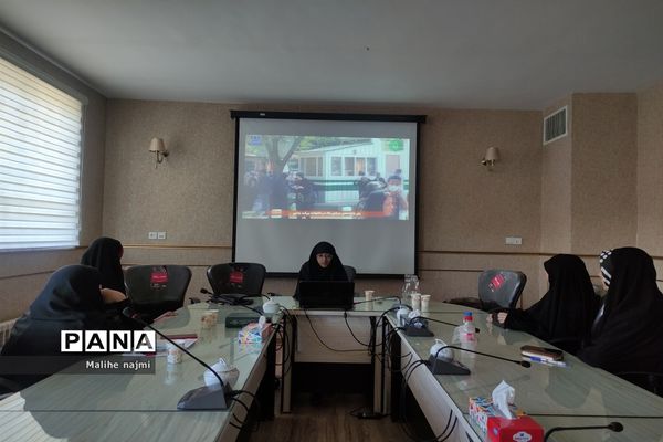 آخرین جلسه مقدماتی تولید محتوا دختران ناحیه ۵