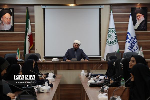 جلسه سوم دوره نماز و رسانه با حضور حجت الاسلام روح الله دوستی