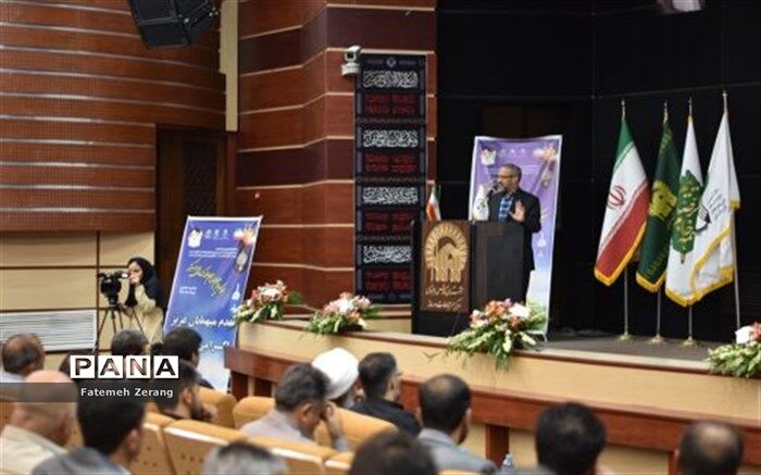 ضرورت آموزش همراه با تولید در هنرستان‌ها