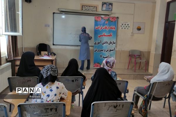 فعالیت دانش‌آموزان در پایگاه‌های تابستانه سازمان دانش‌آموزی فارس