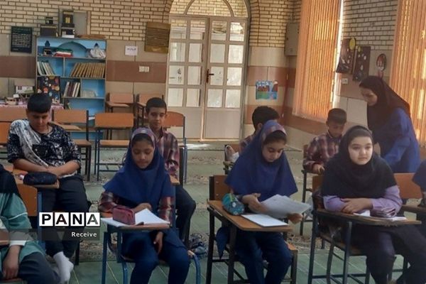 فعالیت دانش‌آموزان در پایگاه‌های تابستانه سازمان دانش‌آموزی فارس