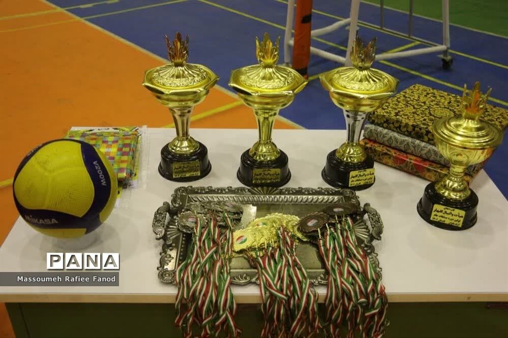 برگزاری مسابقات والیبال جام آزاد در گلمکان