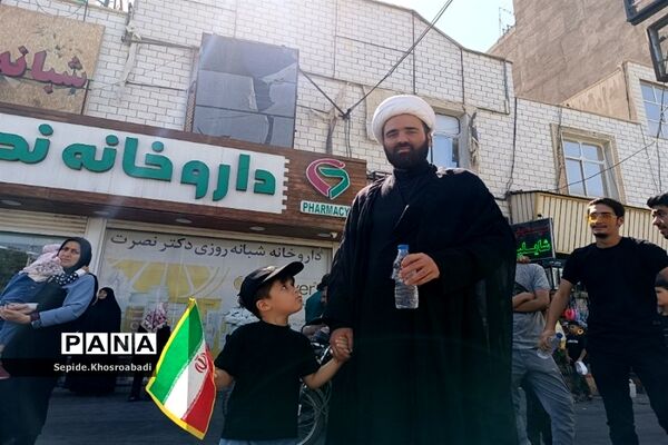 تشییع پیکر شهید گمنام در پاکدشت