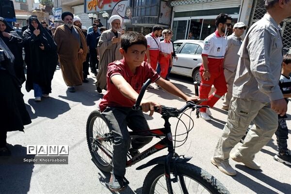 تشییع پیکر شهید گمنام در پاکدشت