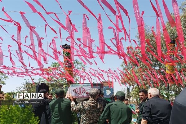 تشییع پیکر شهید گمنام در پاکدشت
