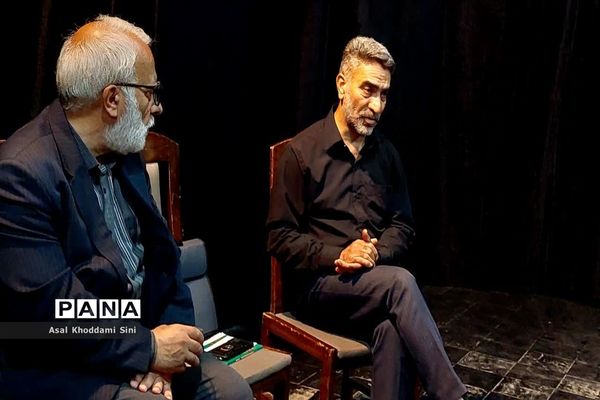 نشست صمیمانه انجمن ادبی سرو پیشوا