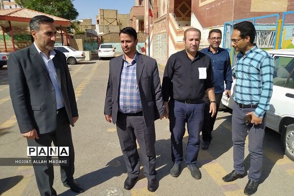 بازدید رئیس اداره ارزیابی عملکرد و پاسخگویی به شکایت اداره‌کل آموزش و پرورش شهرستان‌های استان‌تهران از آزمون انتصاب مدیران فشافویه