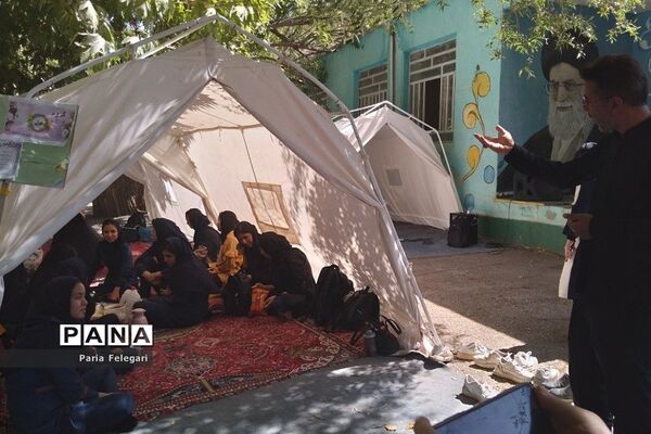 حضور دانش‌آموزان شهرستان قرچک در اردوی مثبت هشتادیا واقع در اردوگاه شهدای مظفر پاکدشت