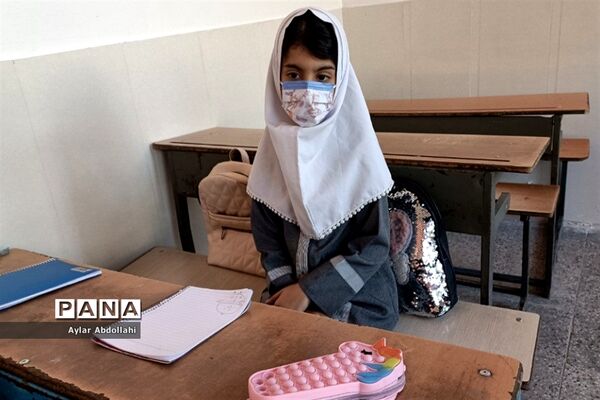 فعالیت کادر مدرسه نورقلم برای اوقات فراغت دانش‌آموزان شهرستان قرچک