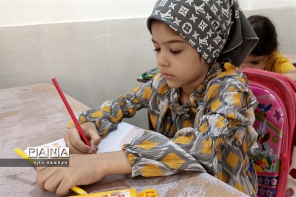 فعالیت کادر مدرسه نورقلم برای اوقات فراغت دانش‌آموزان شهرستان قرچک