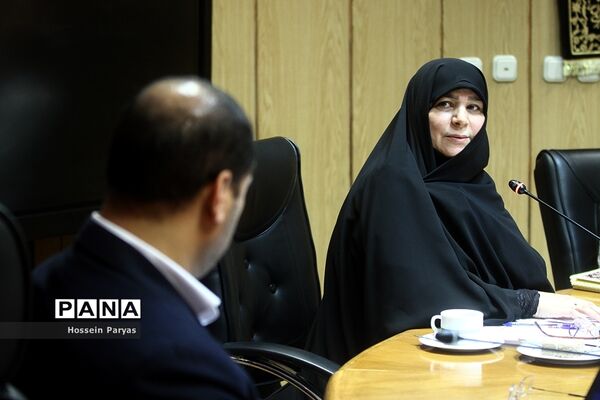 آیین تجلیل از آزادگان فرهنگی