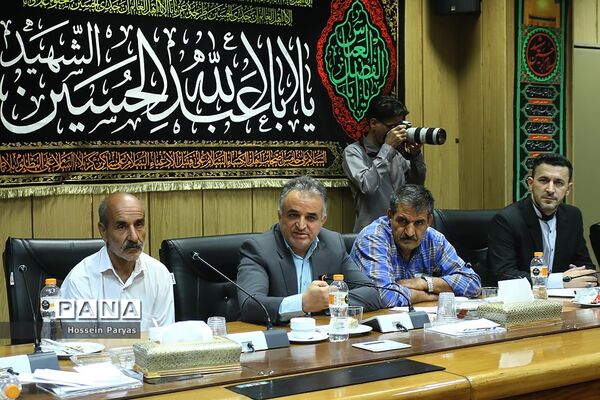 آیین تجلیل از آزادگان فرهنگی
