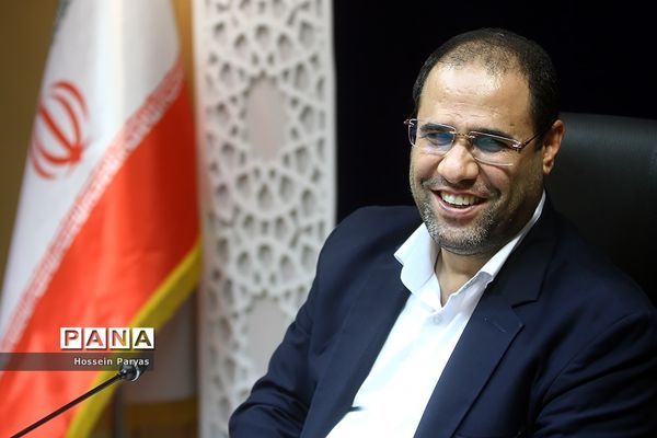 آیین تجلیل از آزادگان فرهنگی