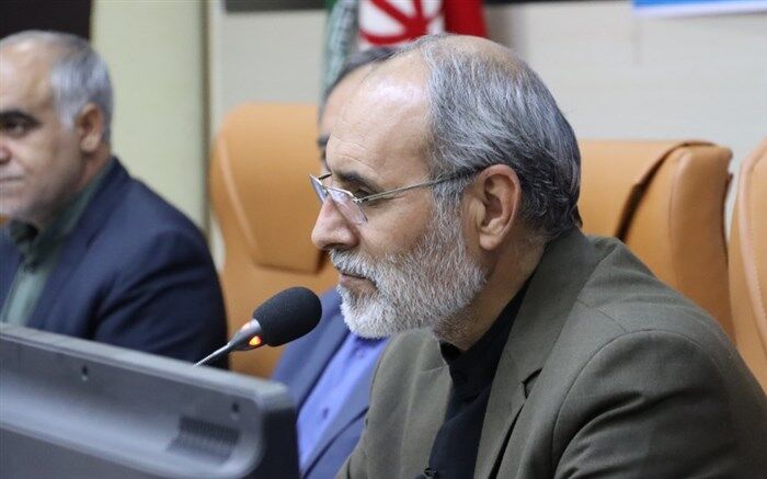 لزوم توجه به مدرسه محوری و عملیاتی شدن برنامه‌ها در کف کلاس درس و مدرسه