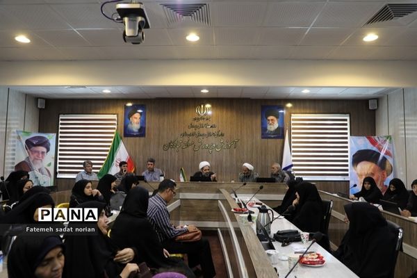 جلسه پایانی دوره کارگاه دانش‌افزایی و دوره ضمن خدمت مدل مبارزه با جریان های تکفیری