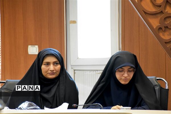 برگزاری جلسه بسیج فرهنگیان در راستای تبیین اهداف انقلاب اسلامی