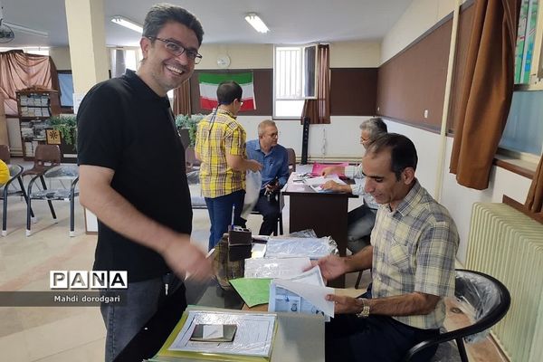 پروژه مهر و روند تجهیز و آماده‌سازی در دبیرستان شهید بهشتی رودهن