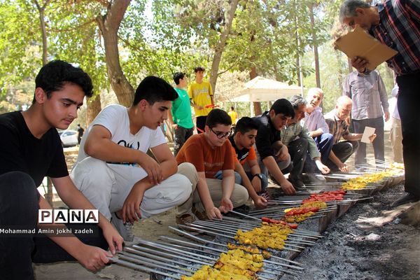 اردوهای یک روزه مثبت هشتادیا در کانون فرهنگی تربیتی امام خمینی(ره) شهرری