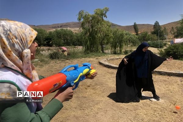 اردوی تربیتی نیلوفرانه در منطقه تفریحی وسف قم