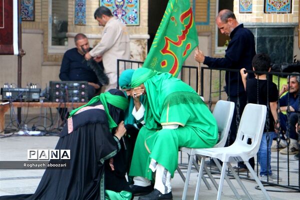 اجرای مراسم تعزیه‌خوانی در آستان مقدس امامزاده بی‌بی‌سکینه صفادشت