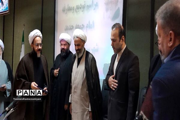 مراسم معارفه امام جمعه خلیل‌آباد در جلسه شورای اداری شهرستان