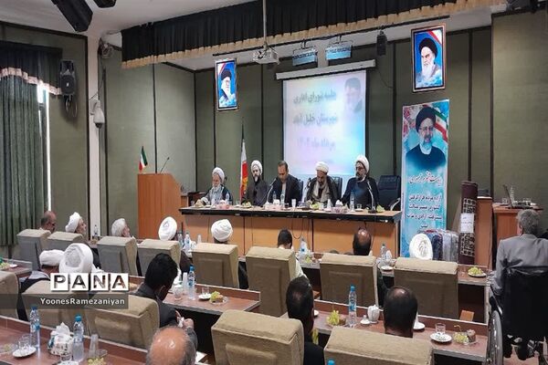 مراسم معارفه امام جمعه خلیل‌آباد در جلسه شورای اداری شهرستان