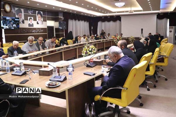 نشست خبری مدیرکل نوسازی، توسعه و تجهیز مدارس آذربایجان شرقی