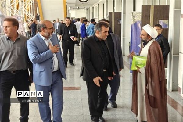 آغاز چهل‌و‌یکمین دوره مسابقات قرآن،عترت و نماز دانش آموزان برگزیده سراسر کشور