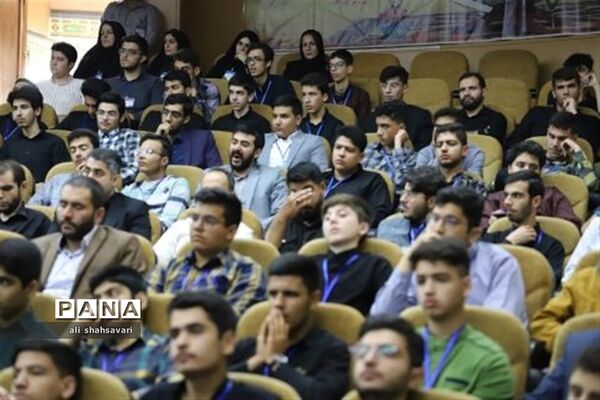 آیین اختتامیه مسابقات کشوری قرآن، عترت و نماز در کرمانشاه