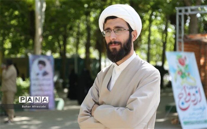 اردو یکی از راه‌های تقویت ارتباط با نسل نوجوان است