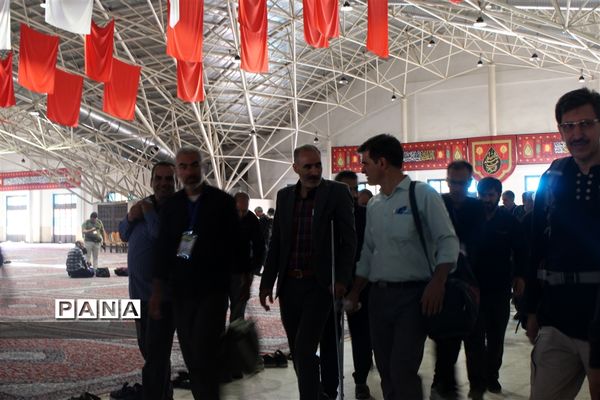 اعزام کاروان رهسپاران عصر ظهور از محلات کم‌برخوردار و روسای مراکز نیکوکاری به پیاده‌روی اربعین