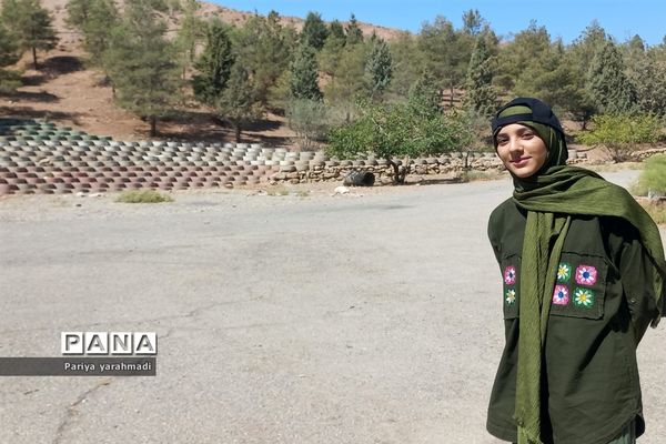 اجرای طرح لبخند در اردوی مثبت دهه هشتادی‌های شهرستان ورامین