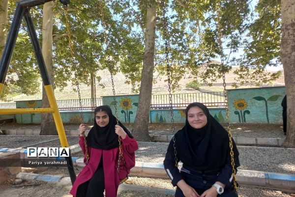 اجرای طرح لبخند در اردوی مثبت دهه هشتادی‌های شهرستان ورامین