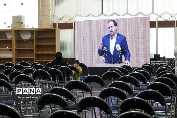 هفتمین دوره روزی با دانشگاه تهران