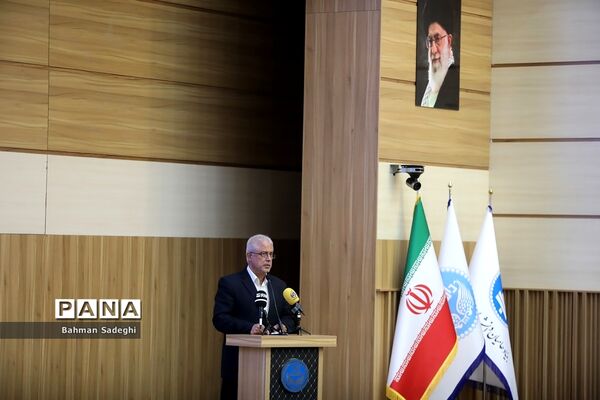 هفتمین دوره روزی با دانشگاه تهران