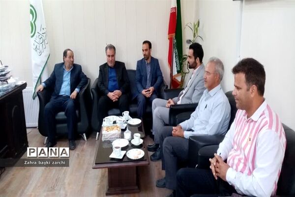 تجلیل از خبرنگاران شهرستان زارچ