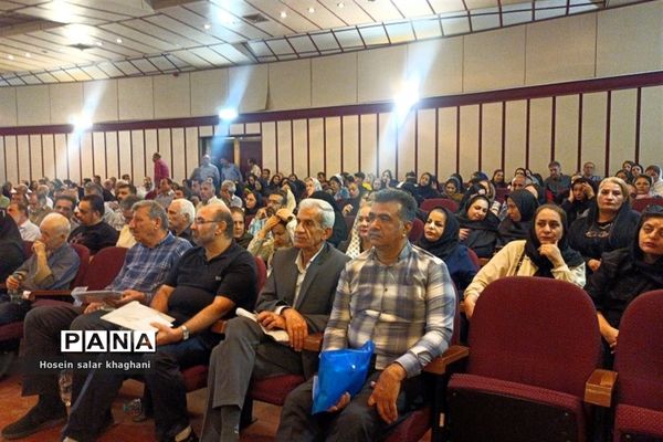 برگزاری کارگاه آموزشی اخلاق حرفه‌ای کسب و کار رانندگان سرویس مدارس  در شیراز