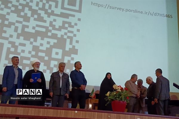 برگزاری کارگاه آموزشی اخلاق حرفه‌ای کسب و کار رانندگان سرویس مدارس  در شیراز