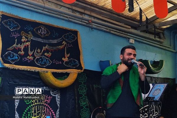 برگزاری مراسم آیین سوگواره کودکان عاشورایی در ناحیه ۶ مشهد مقدس