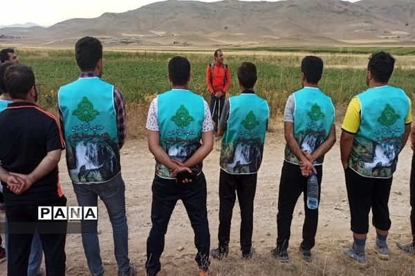 آموزش مربیان سازمان دانش‌آموزی در شهرکرد