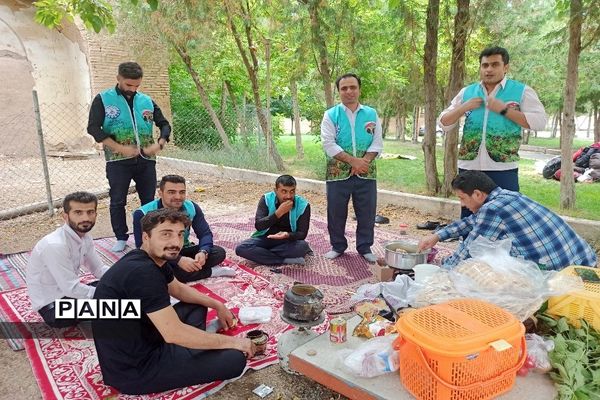 آموزش مربیان سازمان دانش‌آموزی در شهرکرد