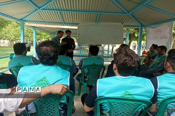 آموزش مربیان سازمان دانش‌آموزی در شهرکرد